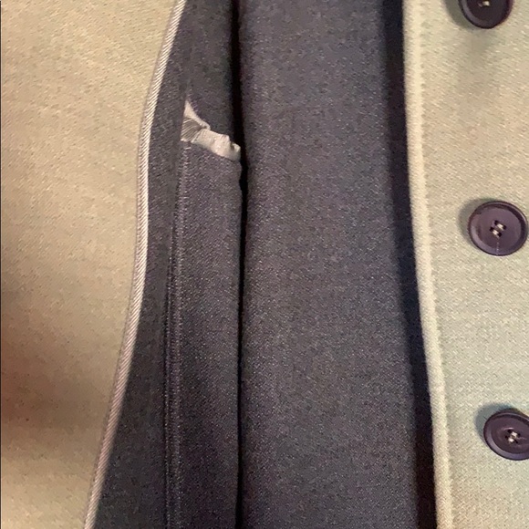 Georgio Armani made in Italy Green Wool Coat. - Picture 5 of 6